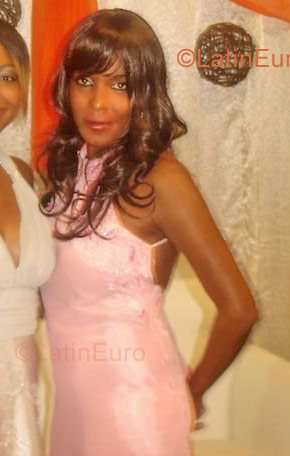 Date this delightful Brazil girl Sandra from Joinville B945