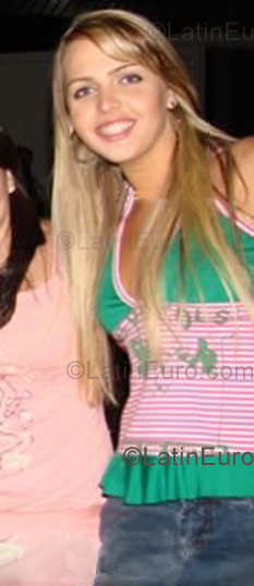 Date this beautiful Brazil girl Daiane from Rondonopolis B955