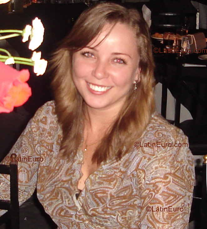 Date this pretty Brazil girl Adriana from Sao Paulo B983