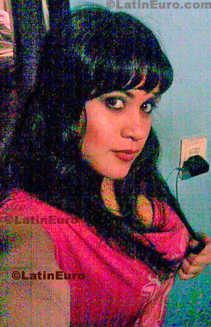 Date this good-looking Any Country girl Maria from  N-1084