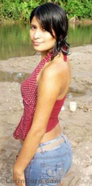 Date this foxy Peru girl Ana from Lima N-1286