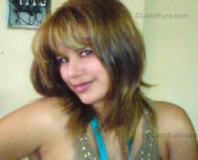 Date this gorgeous Honduras girl Karen from San Pedro Sula N-1607