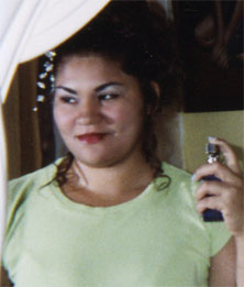 Date this funny United States girl Aracelis from Bristol N1210