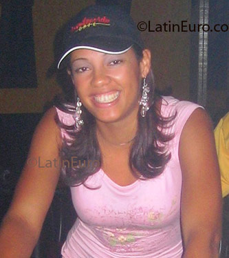 Date this stunning Dominican Republic girl Susan from Punta Cana N204
