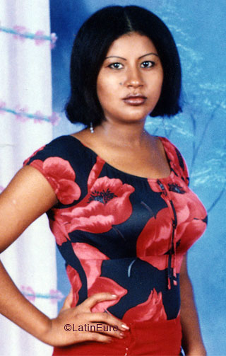 Date this passionate Honduras girl Sandra from La Ceiba N2361