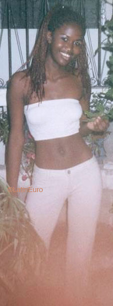 Date this charming Honduras girl Blanca from Choloma N2393