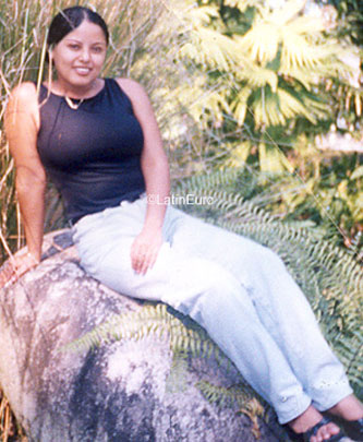 Date this exotic Honduras girl Elsy from La Ceiba N2455