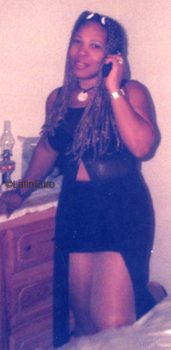 Date this sensual Any Country girl Maura from  N2611