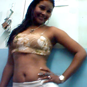 Date this passionate Any Country girl Wendy from  N2641