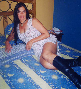 Date this cute Any Country girl Cristina from  N2822