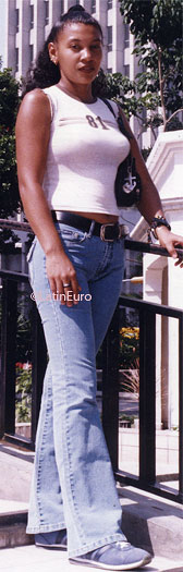 Date this exotic Honduras girl Odilia from Choloma N3159