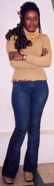 Date this passionate France girl Claire from Paris N3477