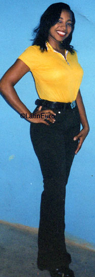 Date this gorgeous Guatemala girl Yasures from  N3590