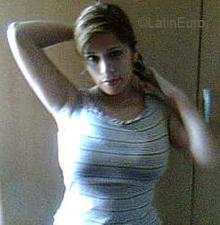 Date this georgeous Peru girl Rosario from Lima N470