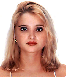 Date this charming Brazil girl Fernanda from SAO PAULO B6717