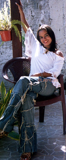 Date this tall Brazil girl Taise from COQUEIRO B8517