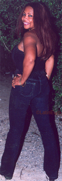 Date this attractive Any Country girl Mari Estela from  N3859