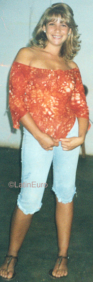 Date this athletic Brazil girl Annabel from BRASILIA B9888