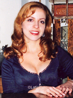 Date this cute Brazil girl Daniela from SAO PAULO B9940