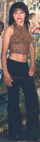 Date this nice looking Brazil girl Ester from  B9925