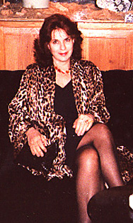 Date this lovely Brazil girl Jeanet from SAO PAULO B9955