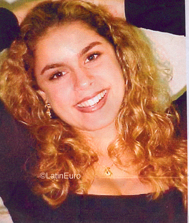 Date this hot Brazil girl Lizziane from RIO DE JANEIRO B9949