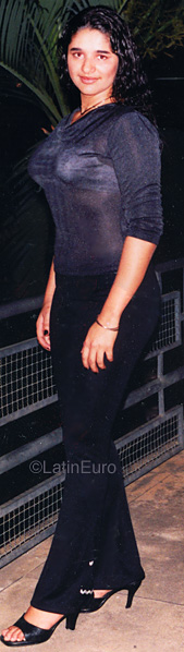 Date this athletic Brazil girl Maria from COLATINA B9964