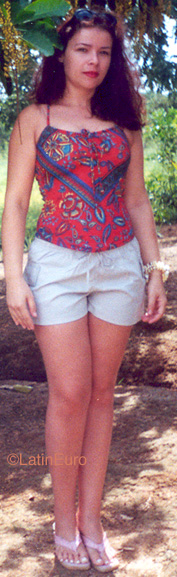 Date this gorgeous Brazil girl Semone from GOIANIA B9960