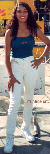 Date this charming Brazil girl Soraia from BARRA B9917