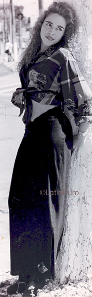 Date this hot Brazil girl Adriana from GUARULHOS B9779