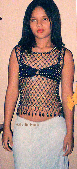 Date this stunning Brazil girl Elba from CATUJI B9748