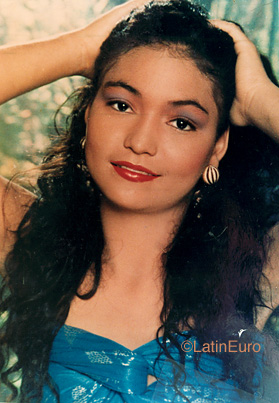 Date this beautiful Brazil girl Eliana from MANAUS B9808