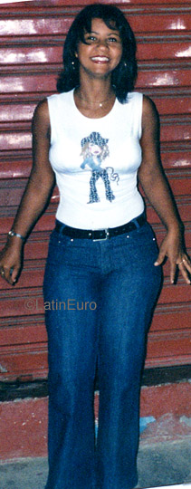 Date this passionate Brazil girl Geisa from IBICARAI B9725