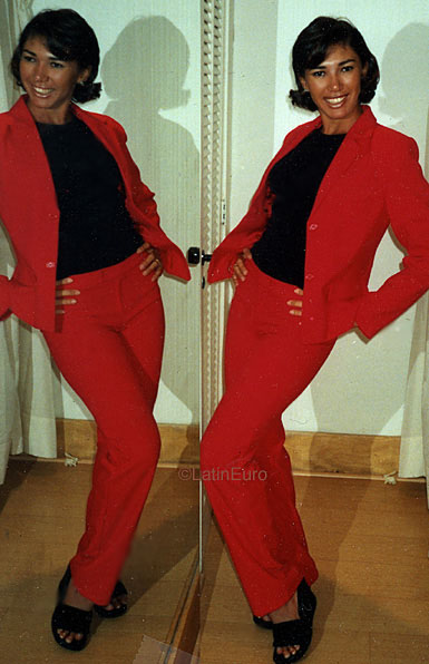 Date this sultry Brazil girl Marcia from RIO DE JANEIRO B9599