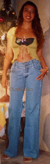 Date this sensual Brazil girl Edilma from SANTA RITA B9514