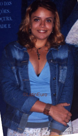 Date this voluptuous Brazil girl Aiane from SAO JOSE DO RIO PRETO B9340