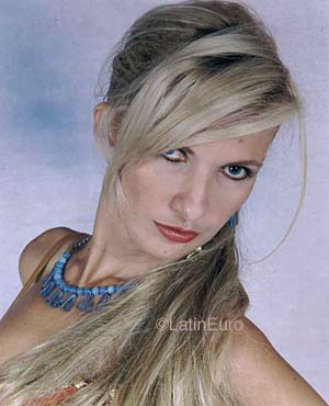 Date this voluptuous Brazil girl Herlane from CAMPO LIMPO B9370