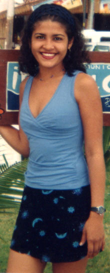 Date this hard body Brazil girl Priscila from MACAPA B9337