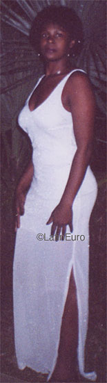 Date this cute Brazil girl Mana from SANTOS B9048