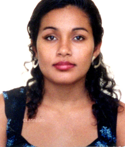 Date this passionate Brazil girl Rijane from JABOATAO B9041