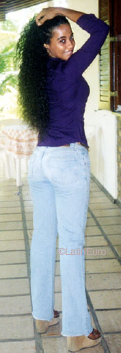 Date this delightful Brazil girl Sonia from VERA B9075