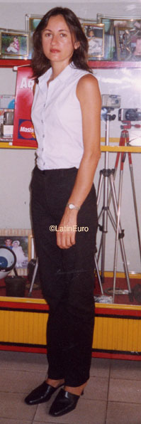 Date this stunning Brazil girl Tania from ARACAJU B9078