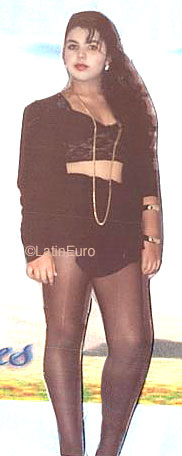 Date this voluptuous Brazil girl Ariane from SAO PAULO B8990