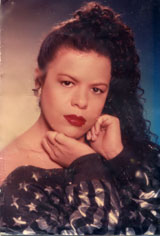 Date this attractive Brazil girl Marcia from  B8893