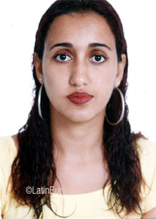 Date this fun Brazil girl Michele from UBERLANDIA B8913