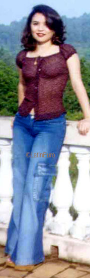 Date this gorgeous Brazil girl Sandra from CURITIBA B8909