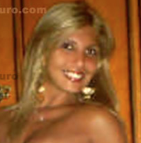 Date this cute Brazil girl Cintia from Niteroi B120