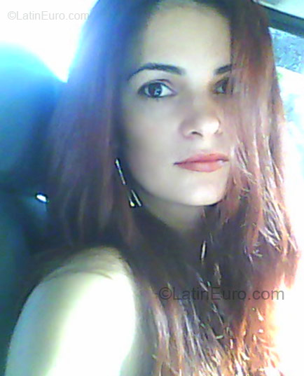 Date this charming Brazil girl Erika from Sao Paulo BR39