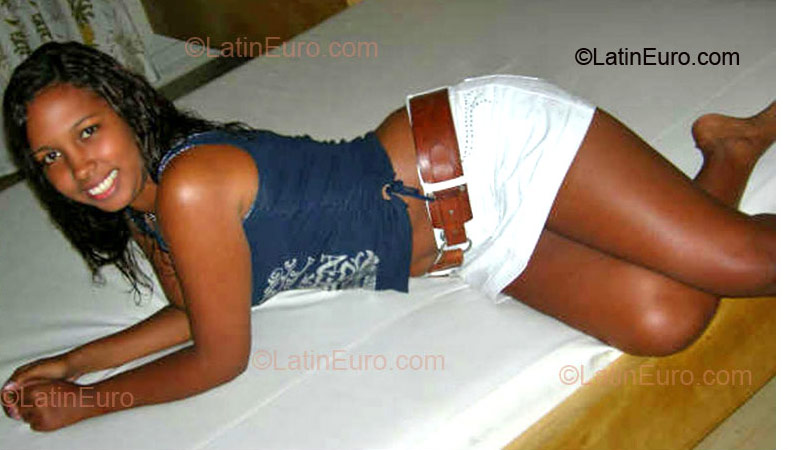 Date this attractive Brazil girl Tania from Sao Goncalo BR57