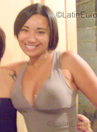 Date this sensual Brazil girl Debbye from Sao Paulo BR71